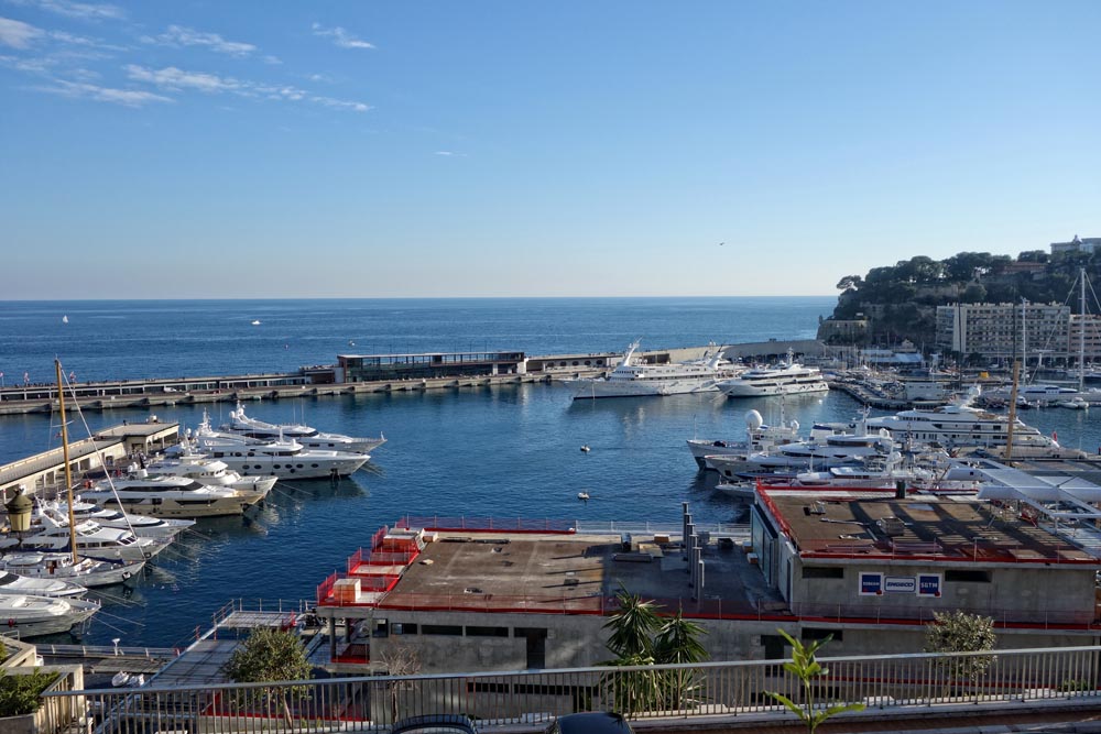 Monte Carlo (17)